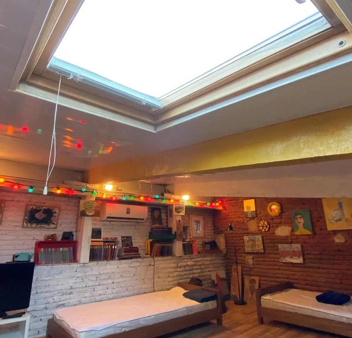 Art Apartment In Kala Tbilisi Historic District